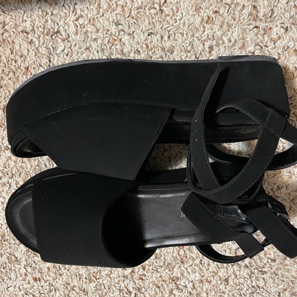 Platform sandals - Picture 3 of 4